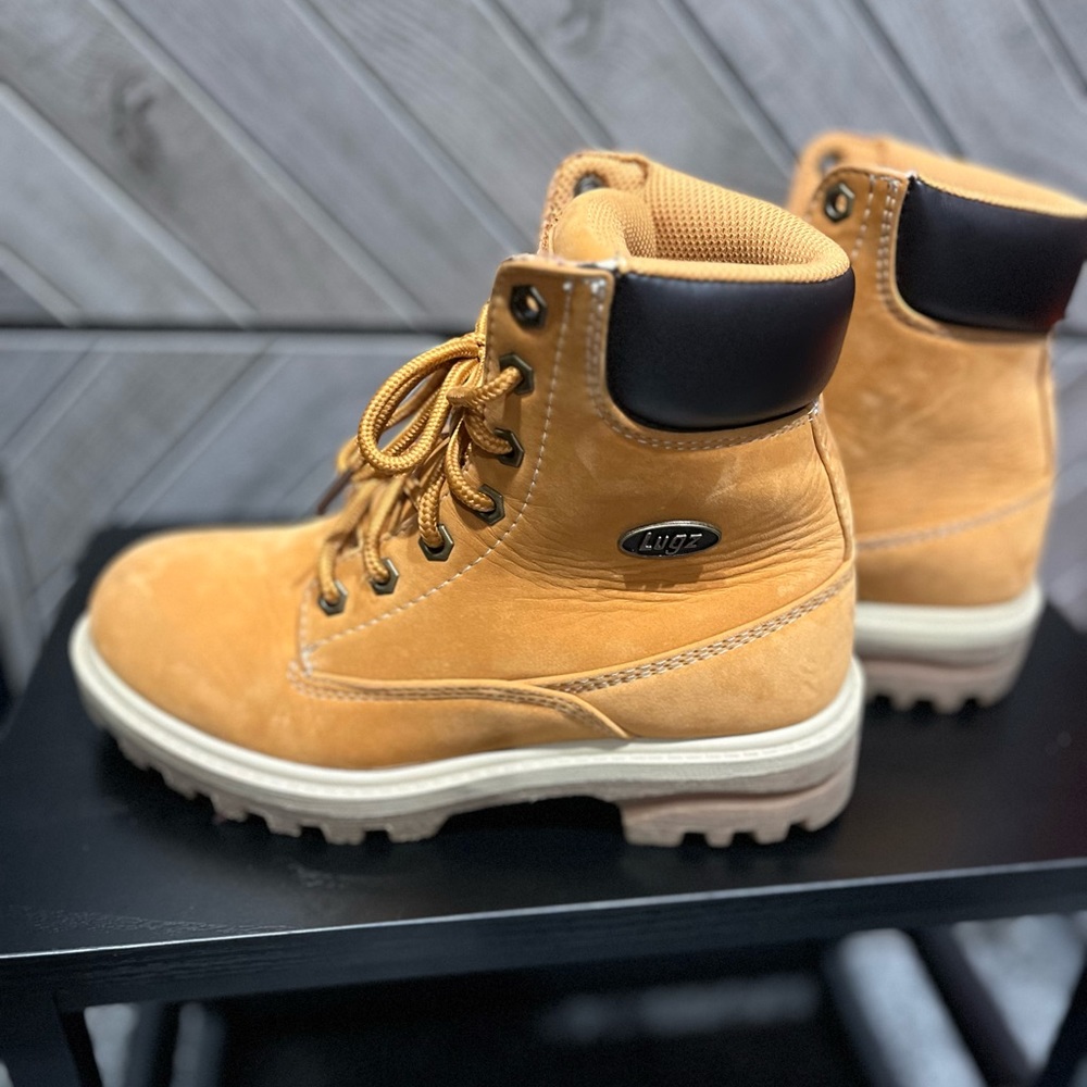 Lugz Boots women size 6